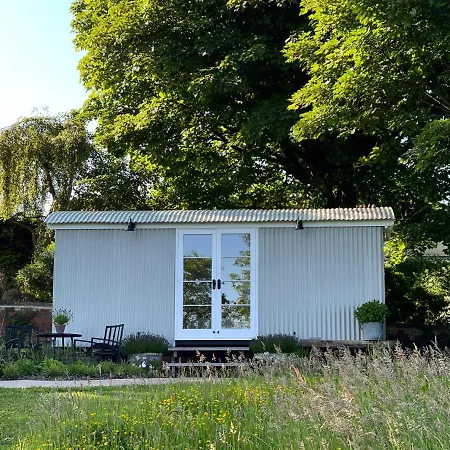 Wellsprings Farm - Self-Catering Shepherds Hut With Private Garden Durham Exterior photo
